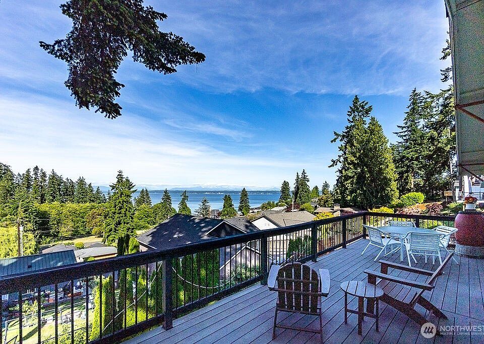 1st image of 1241 SE Camano Drive