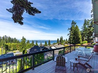 1241 SE Camano Dr, Camano Island, WA