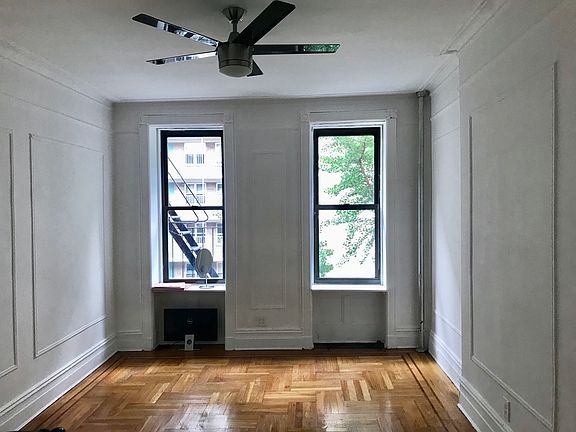 4th image of 225 E 88th St APT 3