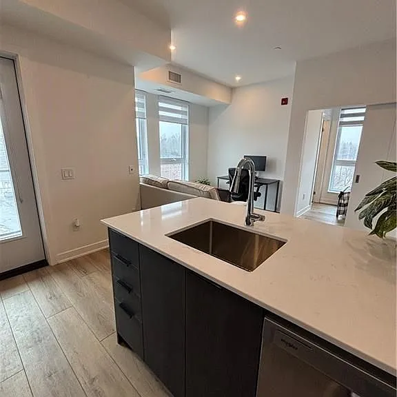 312 Erb St W #516 — Photo 17