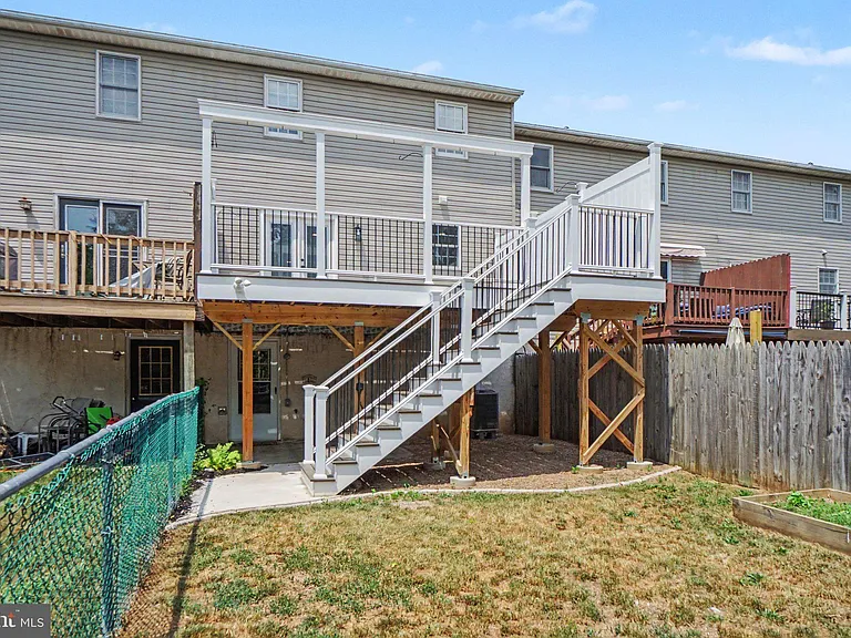 335 Cindy Dr — Photo 28