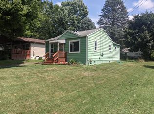 1077 Davey Ave, Kent, OH 44240