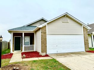 637 Blue Meadow Dr, Greenwood, IN 46143