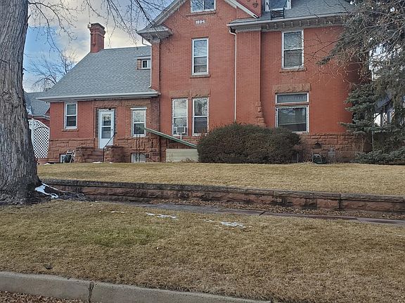 Exterior of 2305 13th, south side of building.