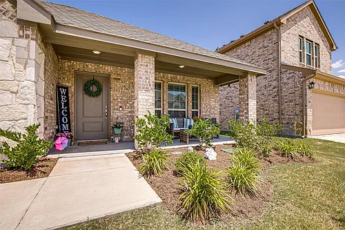 593 Jamestown Ln Photo 1