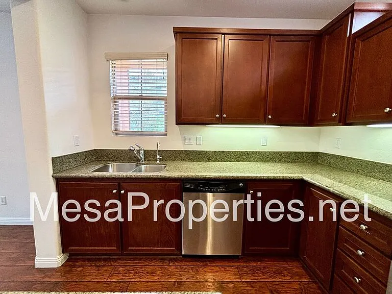 12368 Claredon Dr #6 — Photo 15
