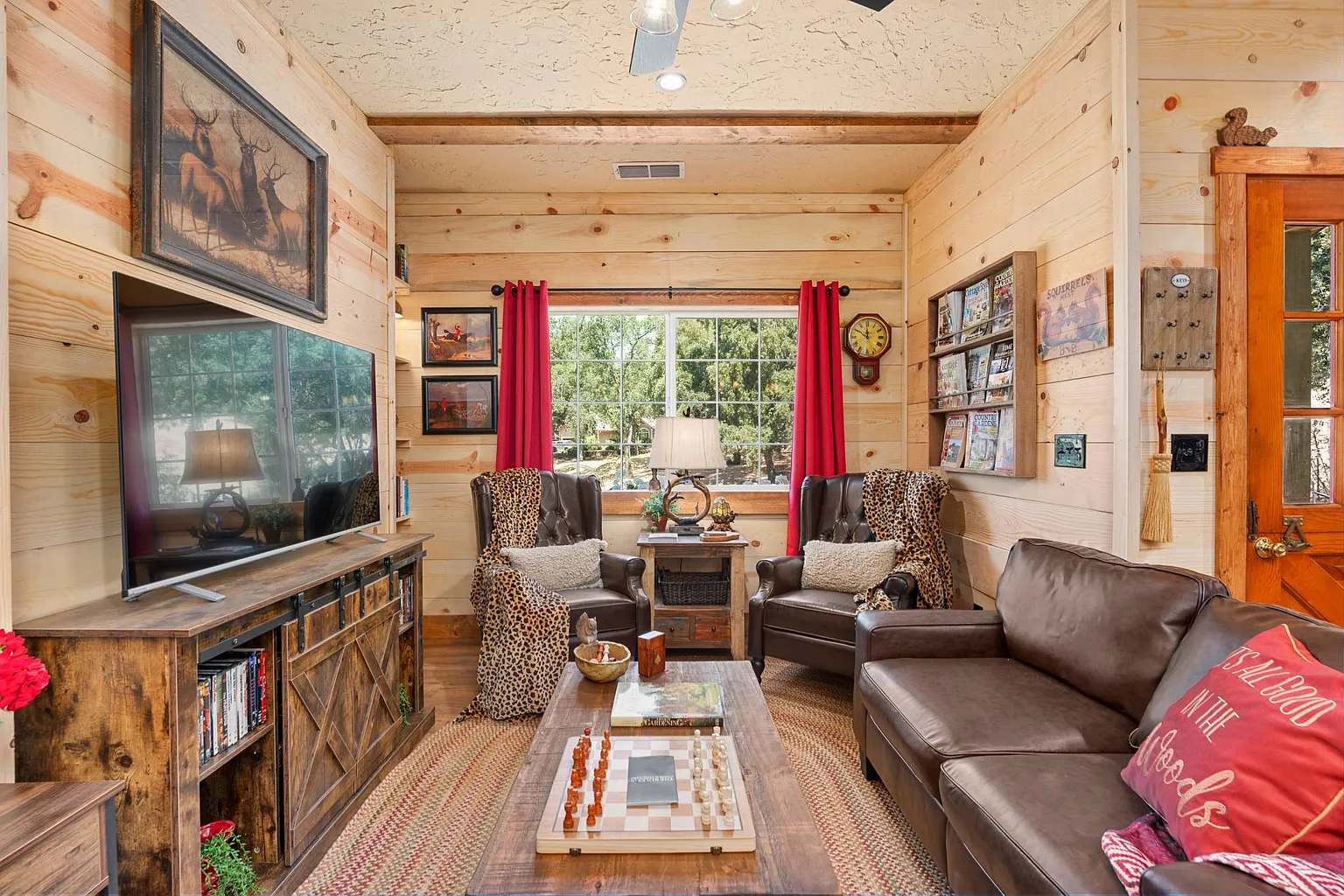 2034 Ali Ln photo 1