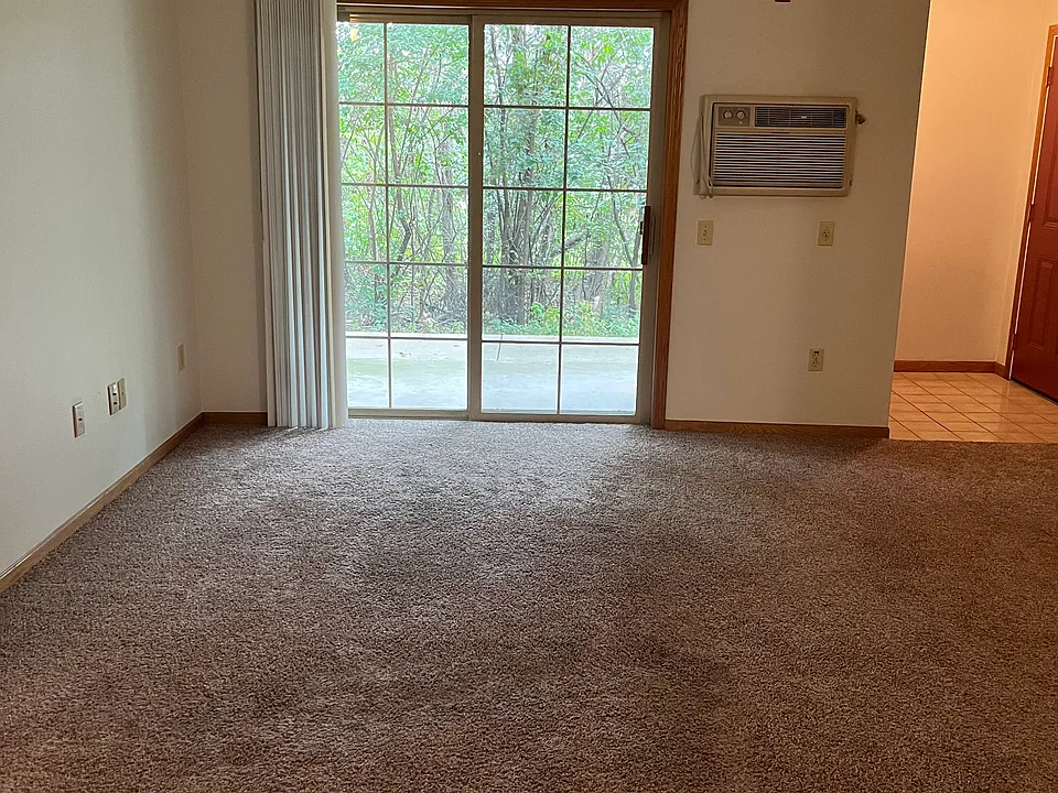 155 W Oak Leaf Dr #13