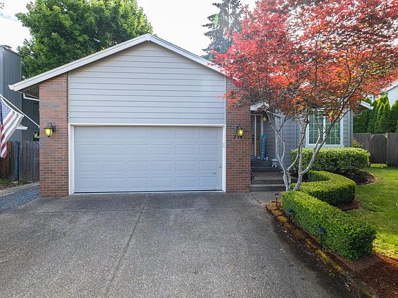 2nd image of 758 SE 55th Pl