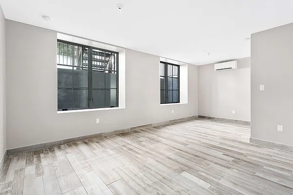 Rented by Compass | media 9