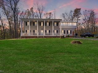 949 Iron Bridge Rd, Hampton, NJ 08827