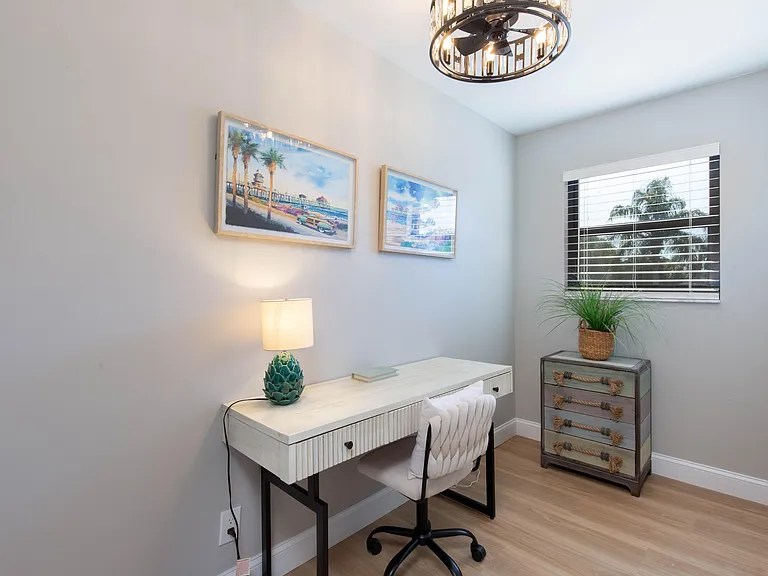 2478 Bedford Mews Dr — Photo 18