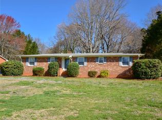 4531 Chantilly Ln, Winston Salem, NC 27106