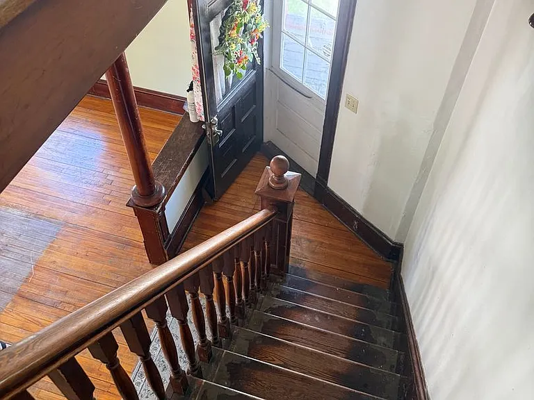 822 N High St — Photo 20