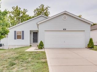 128 Fox Creek Dr, Wentzville, MO 63385