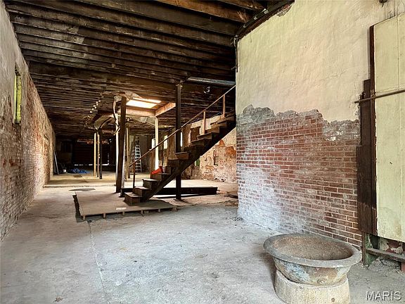 3rd image of 1517 Vail Pl