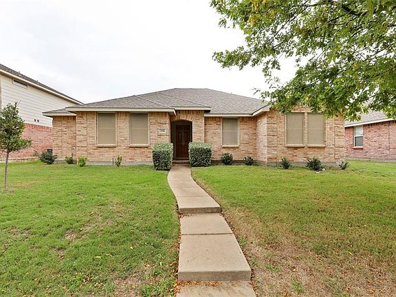 2nd image of 2716 Lake Terrace Dr