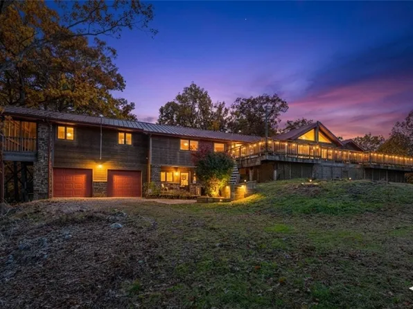 17450 Railroad Cut Rd, Rogers, AR 72756