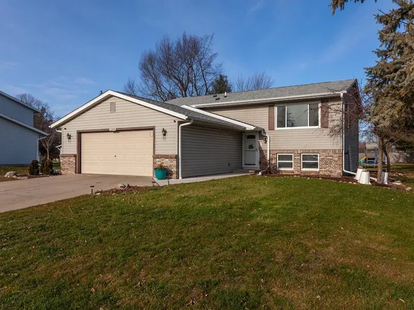 1284 Tamarack AVENUE, Hartford, WI 53027