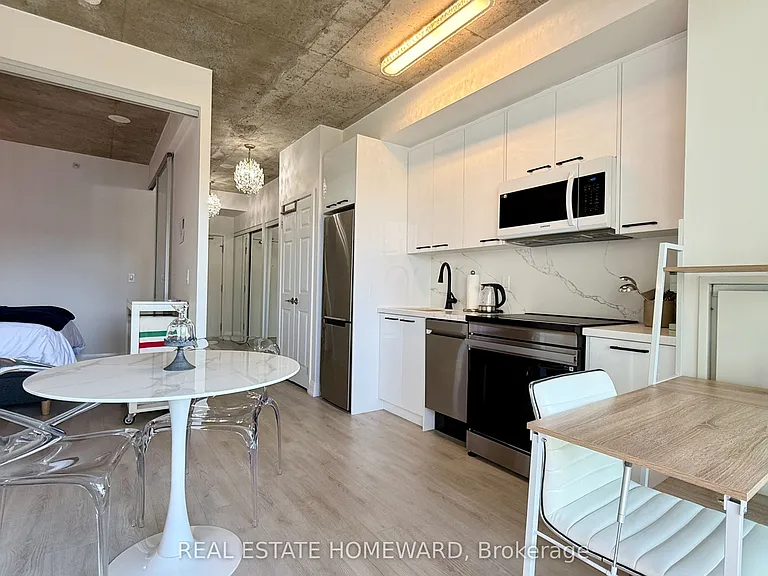 32 Camden St #706 — Photo 15