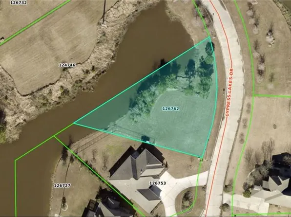 330 Cypress Lakes Dr, Slidell, LA 70458