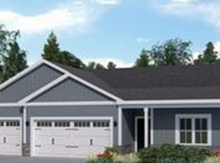 90 Shadybrook Dr, Benson, NC 27504
