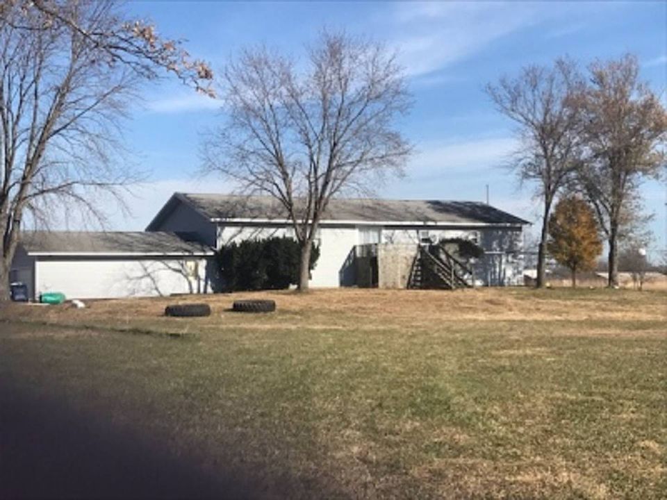 1st image of 17092 E 1000th Ave