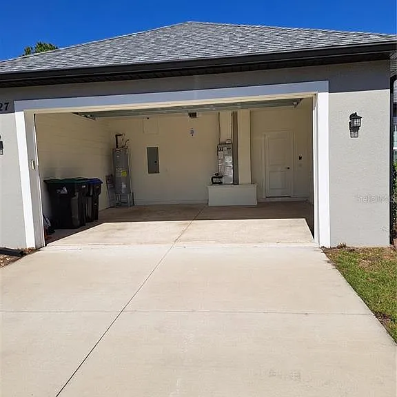 20627 Majestic St — Photo 9