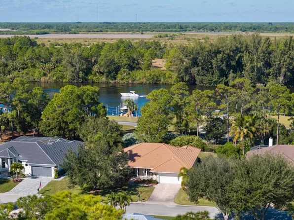 8868 SW Fishermans Wharf Drive, Stuart, FL 34997