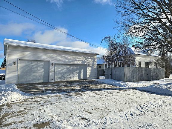 5th image of 720 6th St