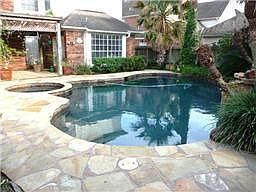 5th image of 2806 Oakland Dr