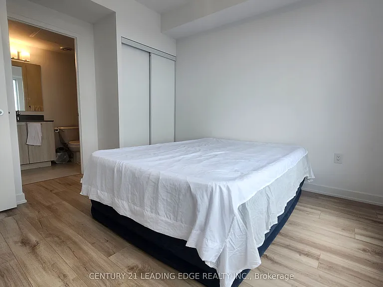 7439 Kingston Rd #710 — Photo 11
