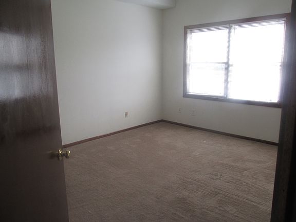 2082 - Room 2_10292014