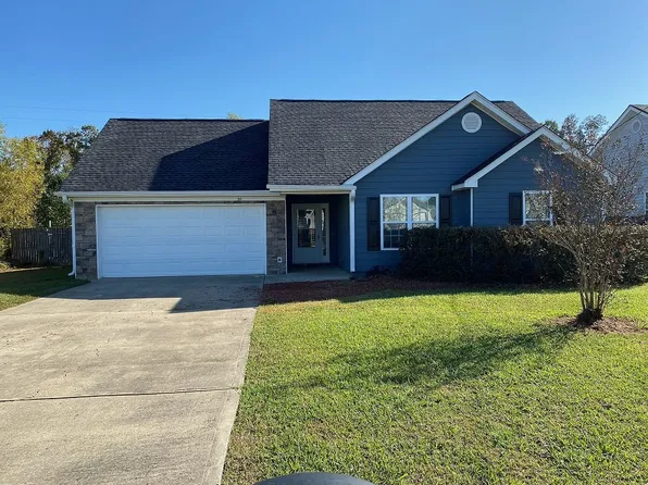 56 Leisure Dr, Rome, GA 30165