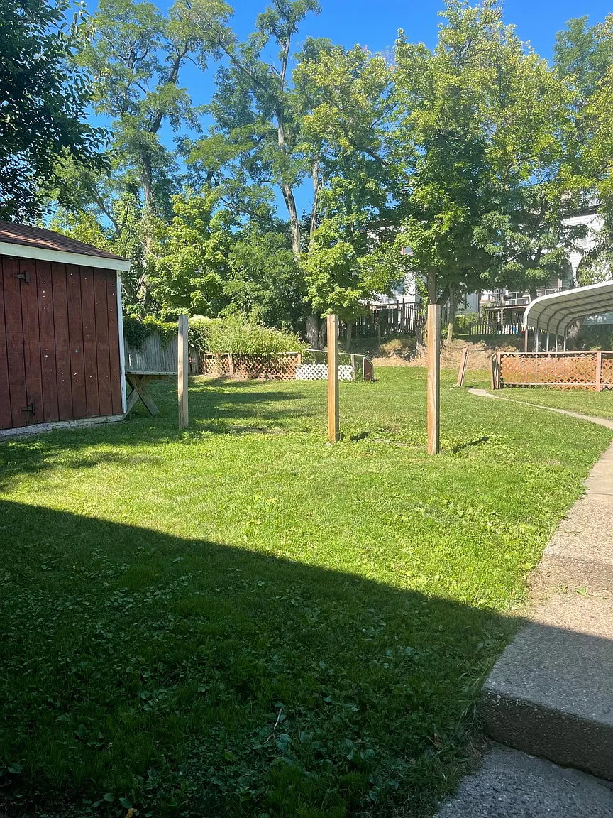 849 Jackman Ave photo 1
