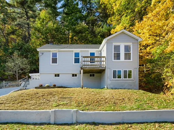 140 Leominster Rd, Sterling, MA 01564