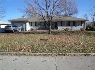 1541 S Oak St, Ottawa, KS 66067
