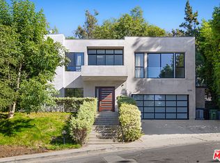 11200 Dona Lola Dr, Studio City, CA 91604