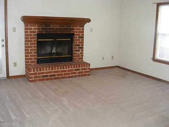 4th image of 1481 Levy Ct