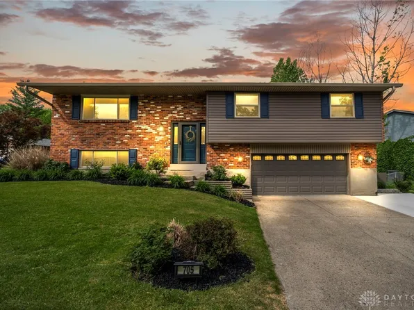 705 Nottingham Pl, Miamisburg, OH 45342