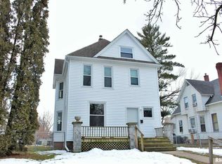 711 W 17th St, Davenport, IA 52804