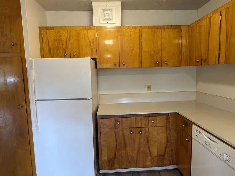 Park Village Apartments — Photo 104
