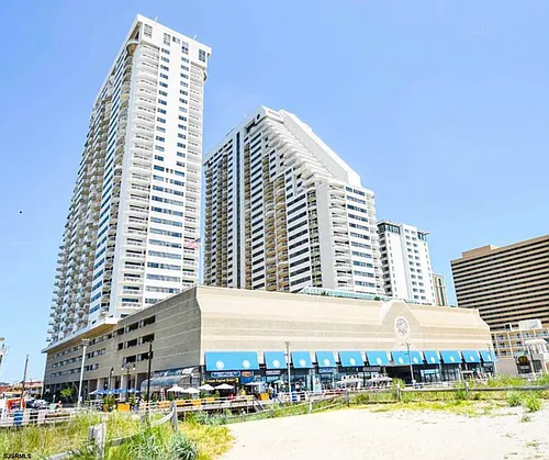 3101 Boardwalk Photo 1 3101 Boardwalk Photo 1