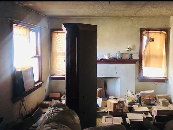 4th image of 1108 NW Oak Ave