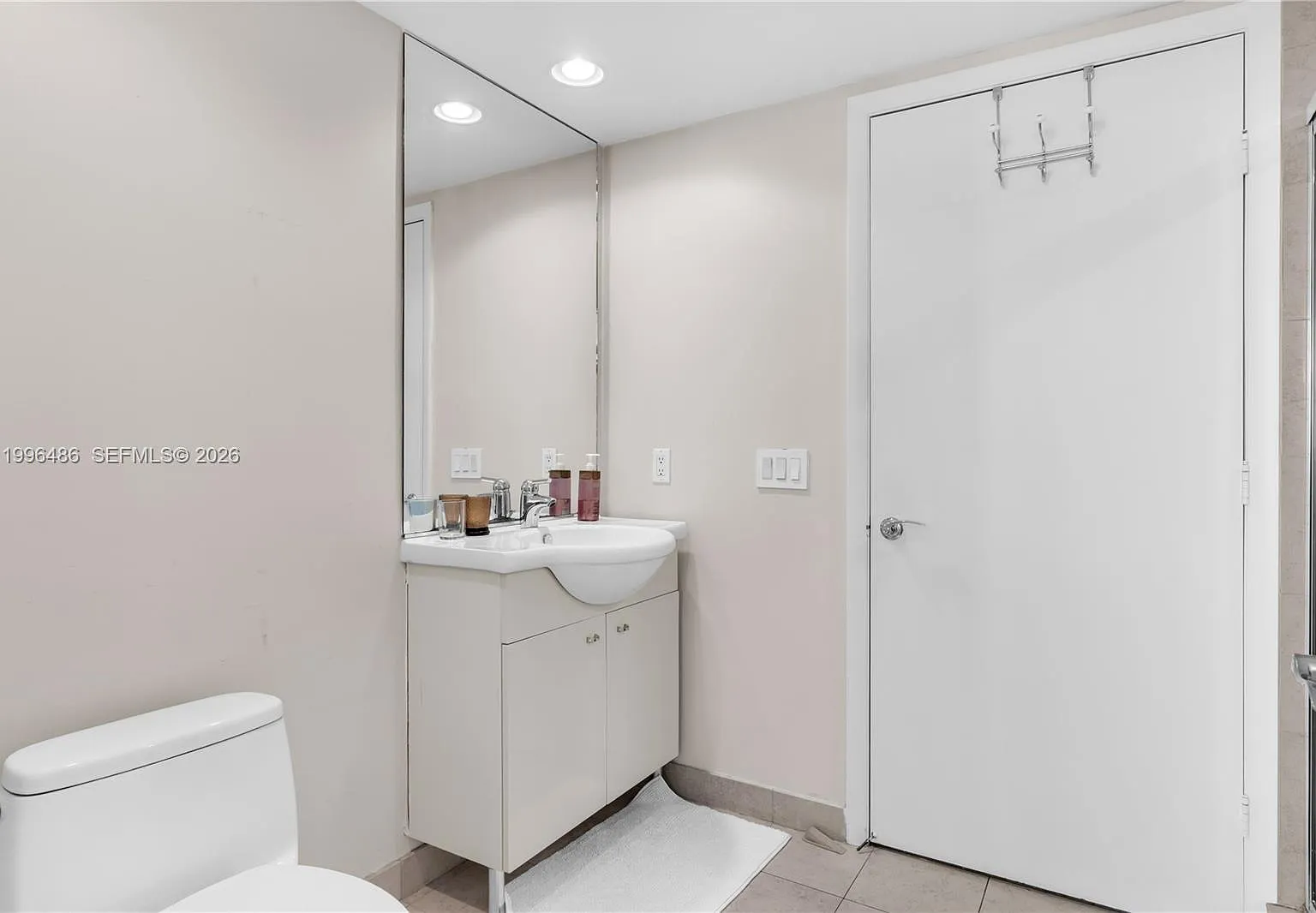2 bed, 1458 sqft, $8,000 — Photo 3