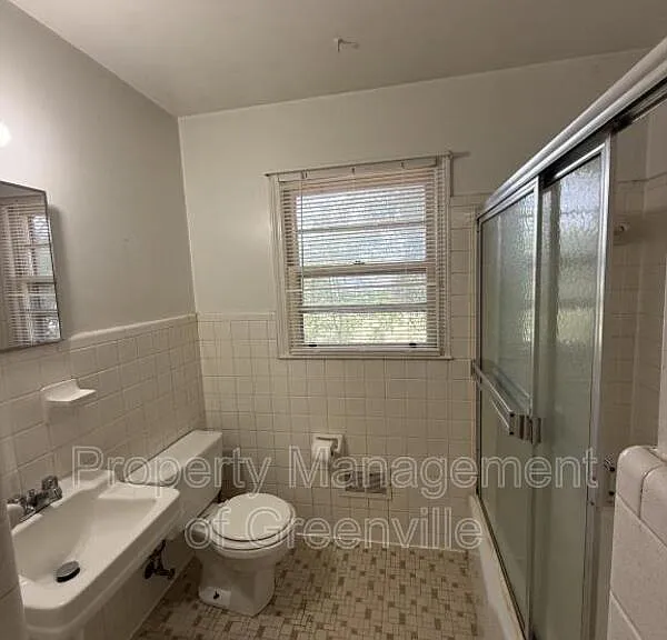9 Eisenhower Dr #A — Photo 6