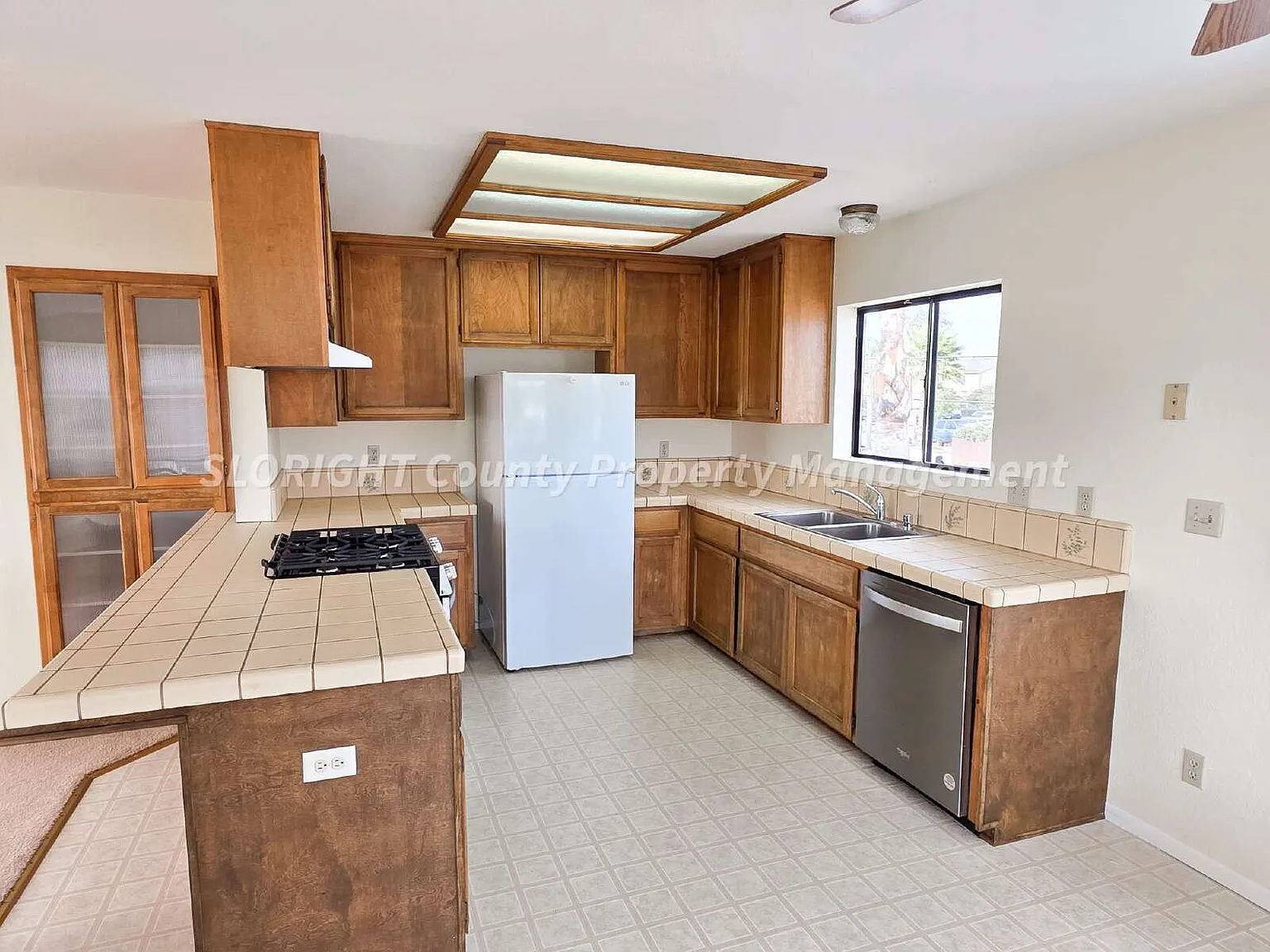 2 bed, 2.0 bath, $2,800 — Photo 2