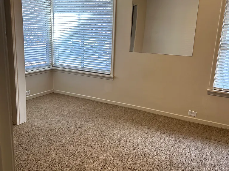 481 N 500 E — Photo 7