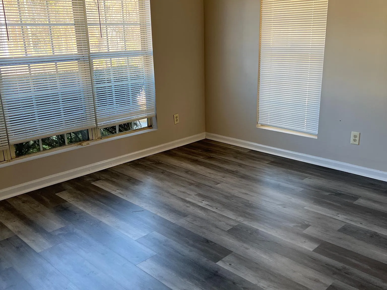 5005 Oakley Commons Boulevard — Photo 2