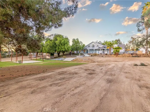 40245 Arave Cir, Hemet, CA 92543